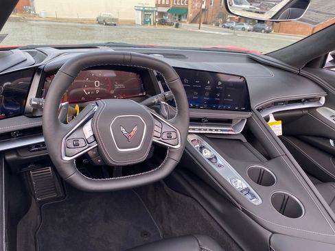 New 2026 Chevrolet Corvette Stingray Premium Conv w/ Z51 Performance Package RWD image 13