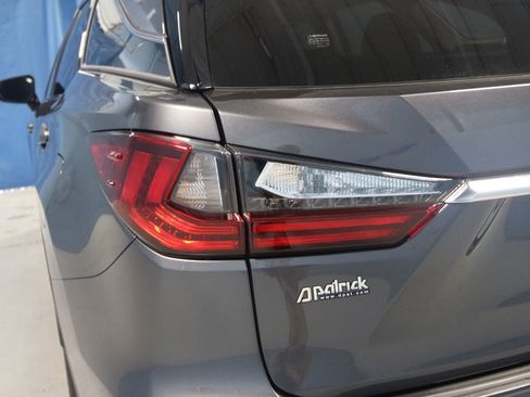 Used 2022 Lexus RX 350L Premium image 41