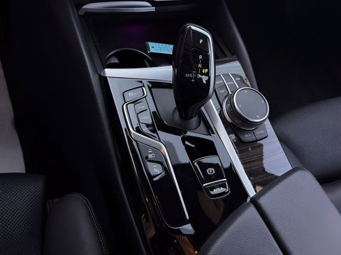 Used 2023 BMW 530e 530e iPerformance w/ Premium Package image 33