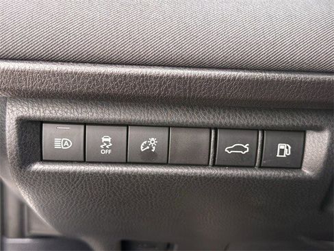 Used 2025 Toyota Camry LE image 25