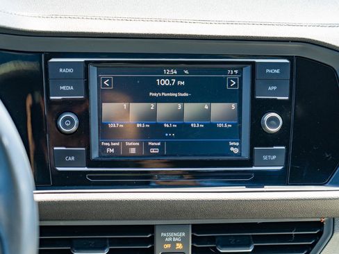 Used 2019 Volkswagen Jetta R-Line FWD image 25