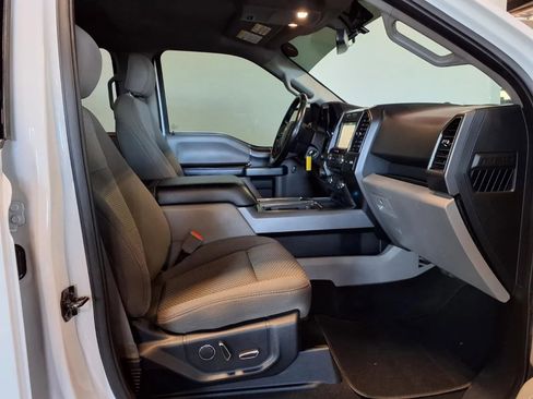 Used 2018 Ford F150 XLT w/ Equipment Group 302A Luxury AWD/4WD image 11
