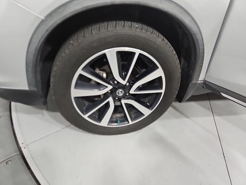 Used 2018 Nissan Rogue SL w/ Premium Package AWD/4WD image 27
