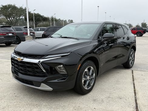 Used 2025 Chevrolet Blazer LT image 10