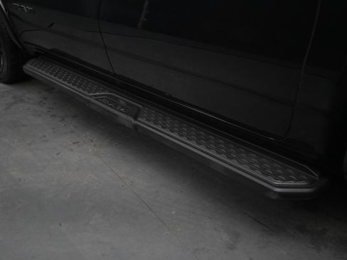 Used 2021 RAM 1500 Laramie image 16