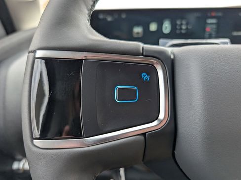 New 2025 Ford Expedition Active RWD image 13