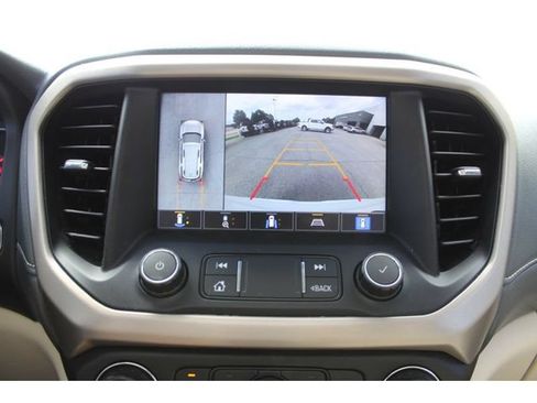 Used 2021 GMC Acadia Denali w/ Denali Technology Package FWD image 28