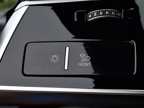 Used 2026 Audi Q8 Premium Plus AWD/4WD image 21