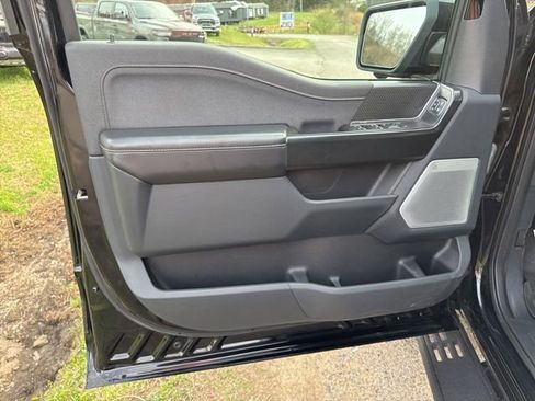 Used 2022 Ford F150 Raptor w/ Equipment Group 801A High AWD/4WD image 16