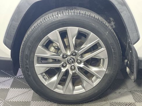 Used 2019 Toyota RAV4 XLE Premium w/ Cold Weather Package image 10