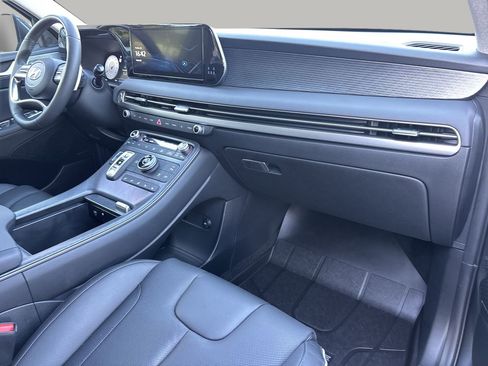 Used 2023 Hyundai Palisade Limited w/ Cargo Package image 6