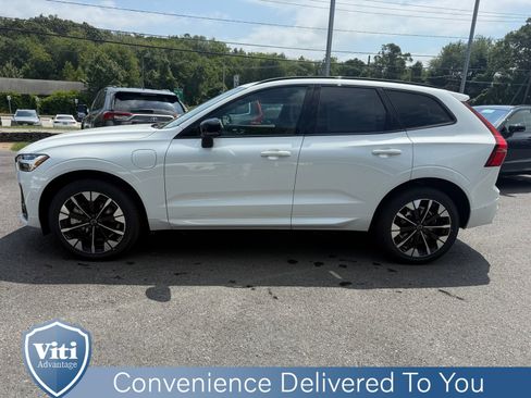 New 2026 Volvo XC60 T8 Plus w/ Protection Package Premier image 5