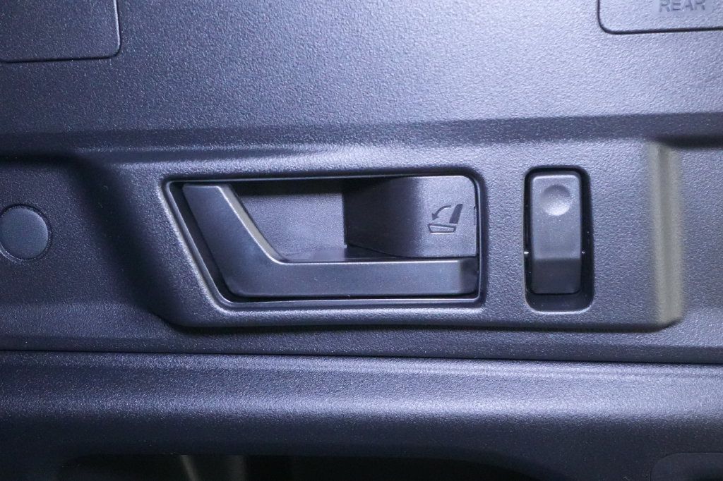 Used 2026 Subaru Outback Premium AWD/4WD image 25