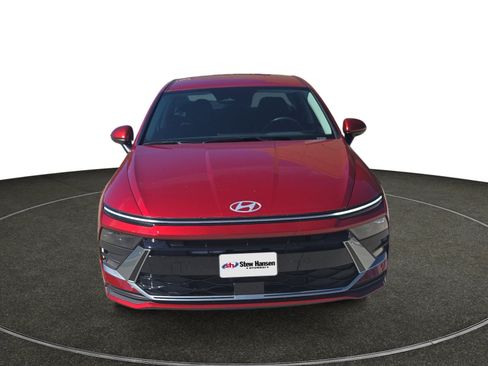 Certified 2025 Hyundai Sonata SE FWD image 10