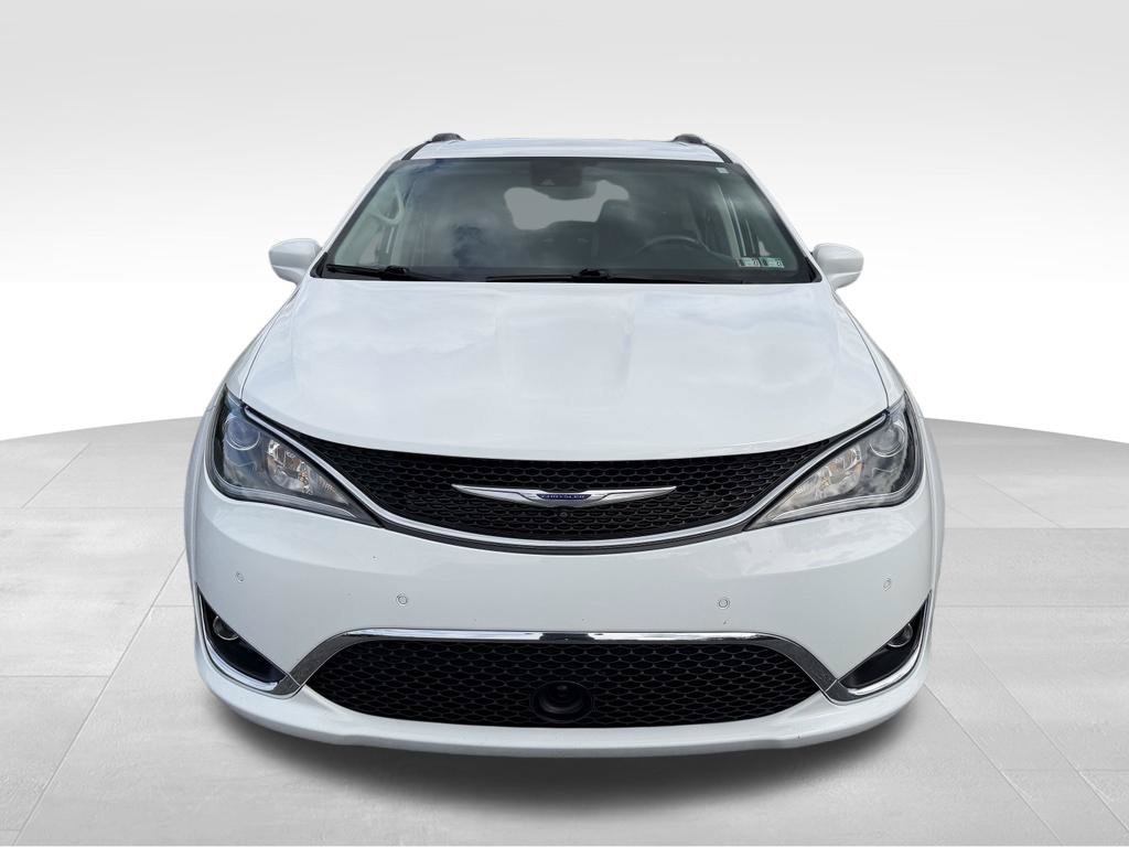 Used 2020 Chrysler Pacifica Touring-L w/ Advanced Safetytec Group FWD image 26