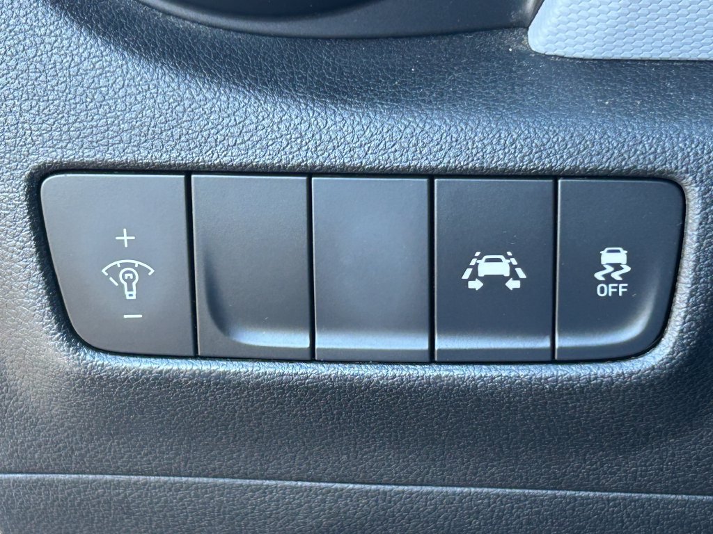 Used 2020 Hyundai Kona SE FWD image 21
