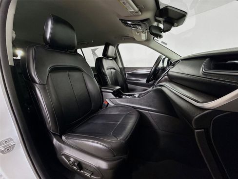 Used 2022 Jeep Grand Cherokee L Limited image 28