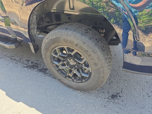 Used 2024 Ford F150 XLT w/ Equipment Group 302A MID AWD/4WD image 9