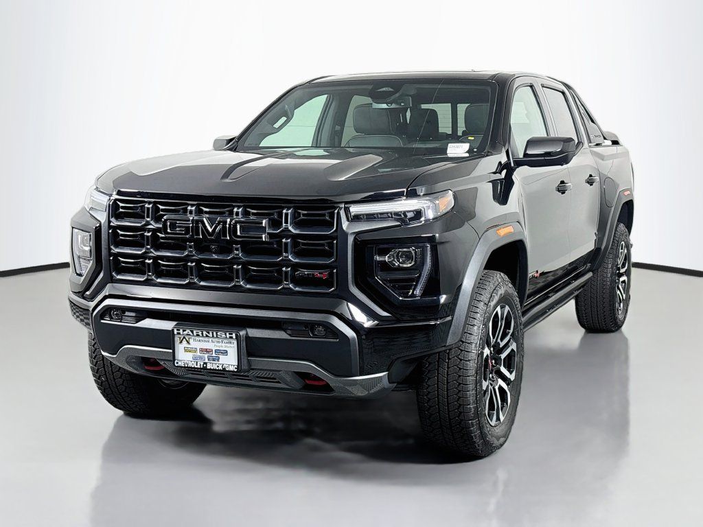 New 2026 GMC Canyon AT4 w/ Nightfall Edition AWD/4WD image 3