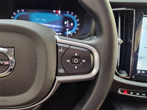 Used 2024 Volvo S60 B5 Core image 28