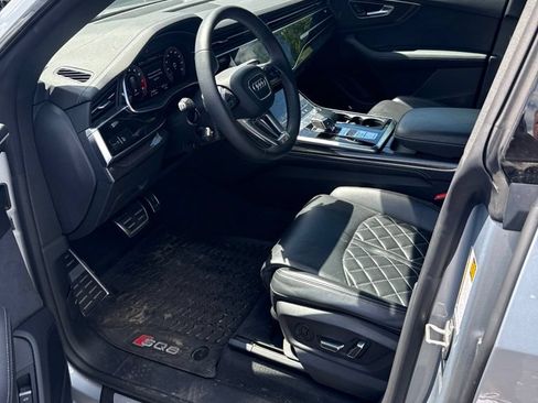 Used 2023 Audi SQ8 Premium Plus w/ Carbon Optic Package AWD/4WD image 9