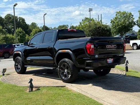 Used 2024 GMC Canyon Elevation w/ Trailering Package RWD image 5