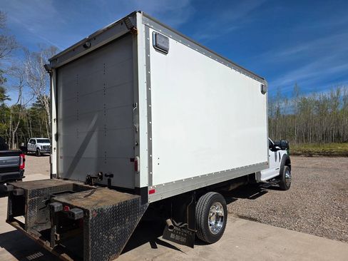Used 2021 Ford F550 4x4 Regular Cab Super Duty image 6