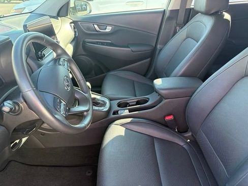 Certified 2023 Hyundai Kona Limited AWD/4WD image 16