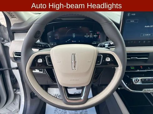 Used 2024 Lincoln Corsair AWD w/ Equipment Group 101A image 18