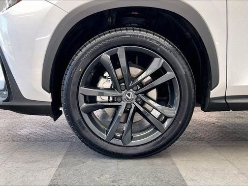 Used 2024 Lexus NX 450h+ AWD w/ Vision Package image 8