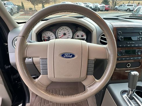 Used 2004 Ford F150 image 26