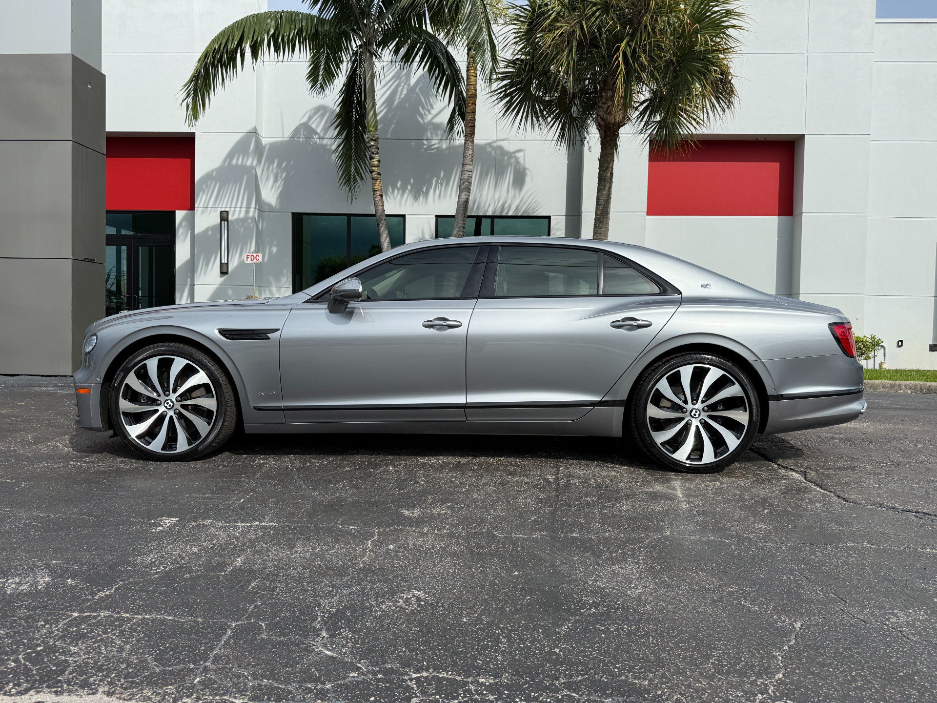 Used 2020 Bentley Flying Spur W12 AWD/4WD image 13
