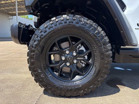 Used 2026 Jeep Wrangler Unlimited Sport AWD/4WD image 31