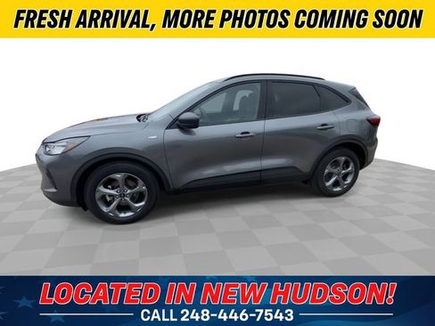Used 2025 Ford Escape ST-Line FWD image 7