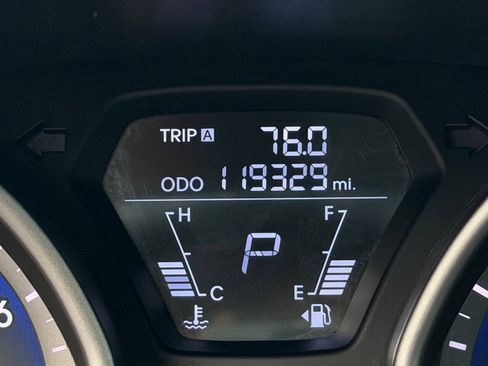 Used 2013 Hyundai Elantra FWD image 11