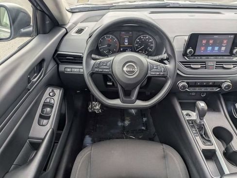 Used 2024 Nissan Altima 2.5 S image 14