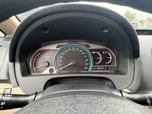 Used 2010 Toyota Venza AWD w/ Convenience Pkg image 8