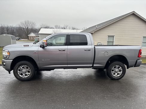 Used 2024 RAM 2500 Laramie w/ Safety Group image 6