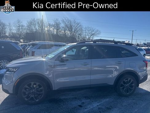 Certified 2023 Kia Sorento SX Prestige image 5