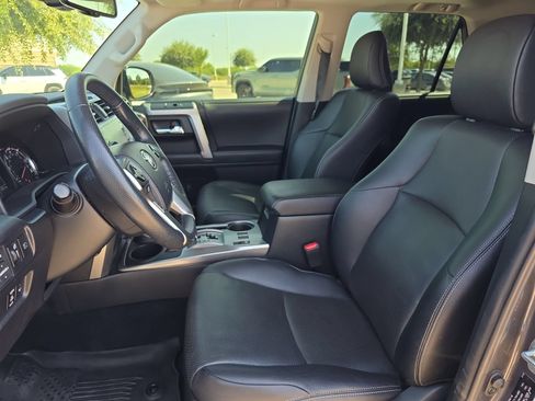 Used 2023 Toyota 4Runner Limited AWD/4WD image 12