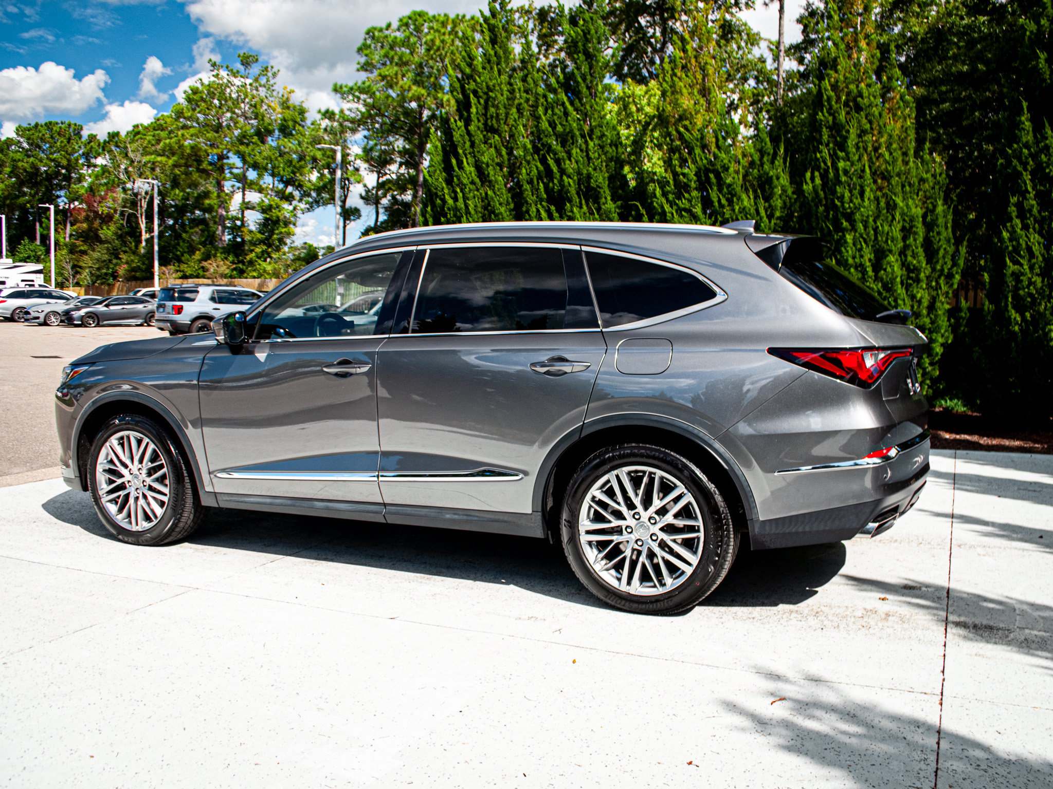Used 2022 Acura MDX w/ Advance Package AWD/4WD image 7