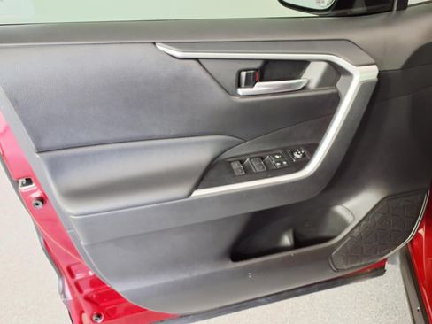 Used 2023 Toyota RAV4 XLE Premium FWD image 15