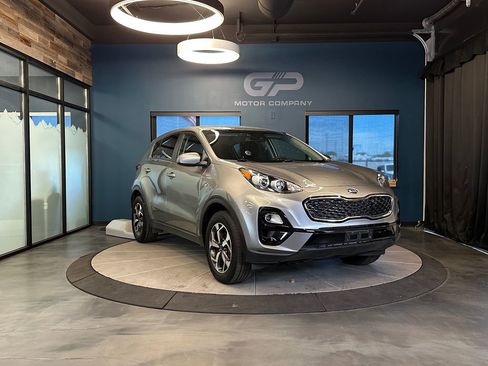 Used 2020 Kia Sportage LX AWD/4WD image 1