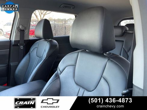 Used 2024 Kia Sorento S image 24