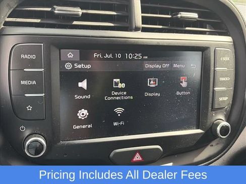 Used 2022 Kia Soul LX w/ Technology Package FWD image 12