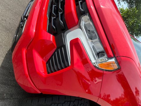 Used 2022 Chevrolet Silverado 1500 RST w/ RST All Star Premium Package AWD/4WD image 35