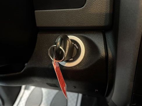 Used 2019 RAM 1500 Express w/ Express Value Package image 16