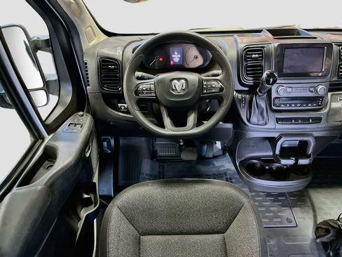 Used 2024 RAM ProMaster 2500 w/ Convenience Group FWD image 21
