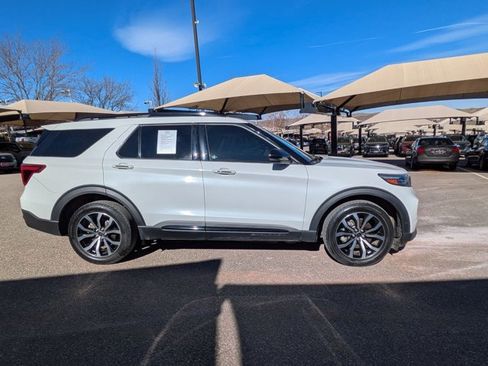 Used 2020 Ford Explorer ST image 4
