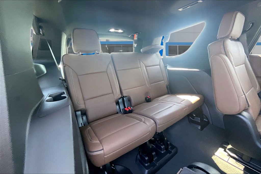 New 2027 Chevrolet Tahoe High Country w/ Sun And Tow Package AWD/4WD image 26
